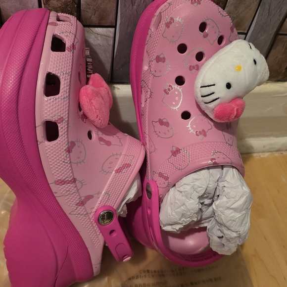 CROCS-Hello Kitty Clog Women Slip-On Shoes - Picture 3 of 3